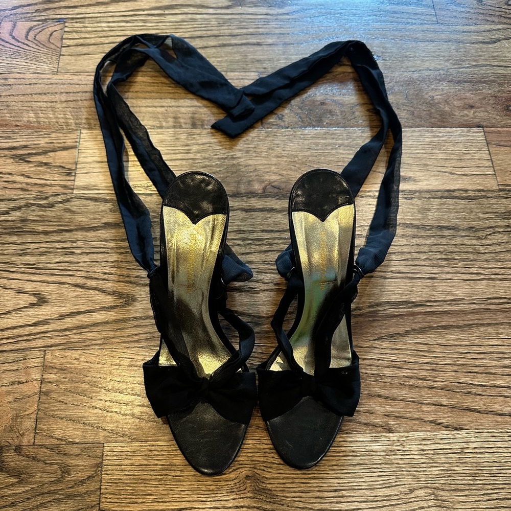 BCBG MaxAzria MaryG Tie up Heels